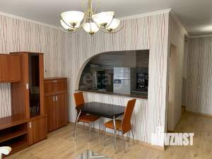 4-к квартира, вторичка, 110м2, 1/3 этаж