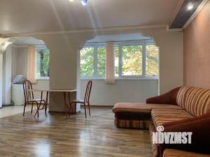 2-к квартира, вторичка, 54м2, 1/5 этаж