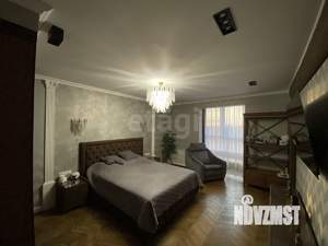 2-к квартира, вторичка, 130м2, 9/9 этаж