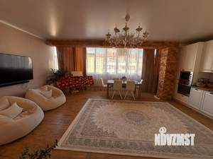 3-к квартира, вторичка, 100м2, 8/9 этаж