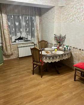 2-к квартира, вторичка, 72м2, 4/8 этаж