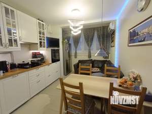 2-к квартира, вторичка, 53м2, 1/9 этаж