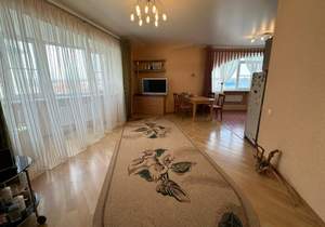 1-к квартира, вторичка, 64м2, 5/5 этаж