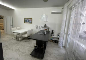 2-к квартира, вторичка, 79м2, 4/4 этаж