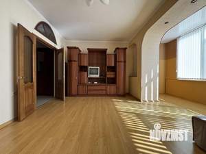 2-к квартира, вторичка, 62м2, 3/8 этаж