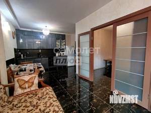 2-к квартира, вторичка, 62м2, 8/10 этаж