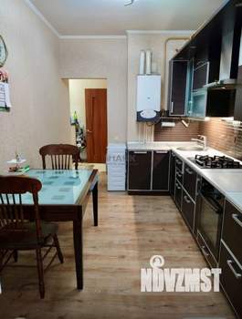 2-к квартира, вторичка, 65м2, 1/3 этаж