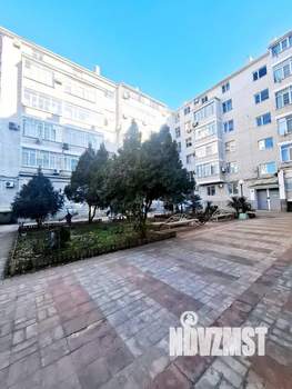 2-к квартира, вторичка, 65м2, 1/7 этаж