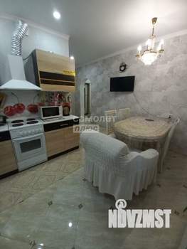 2-к квартира, вторичка, 64м2, 1/8 этаж