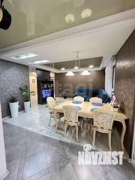 3-к квартира, вторичка, 143м2, 9/9 этаж