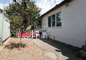 3-к квартира, вторичка, 45м2, 1/1 этаж