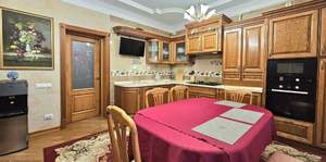 4-к квартира, вторичка, 154м2, 3/7 этаж