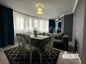 3-к квартира, вторичка, 102м2, 10/10 этаж