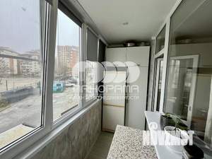 Студия квартира, вторичка, 27м2, 2/19 этаж