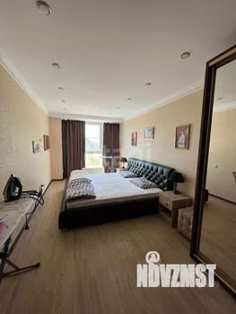 2-к квартира, вторичка, 100м2, 3/9 этаж