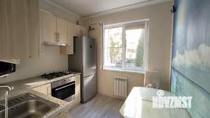 2-к квартира, вторичка, 52м2, 1/9 этаж