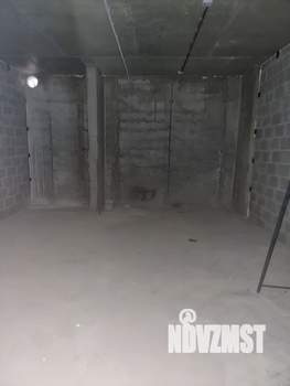 Студия квартира, вторичка, 28м2, -1/4 этаж