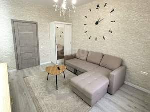 2-к квартира, вторичка, 52м2, 8/15 этаж