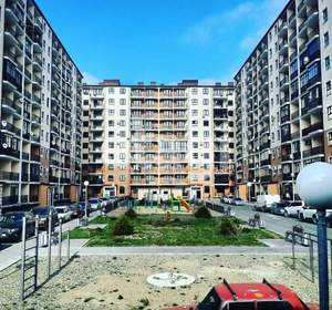 Студия квартира, вторичка, 42м2, 10/10 этаж