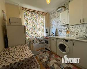 2-к квартира, вторичка, 45м2, 3/5 этаж