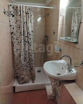 2-к квартира, вторичка, 39м2, 1/5 этаж