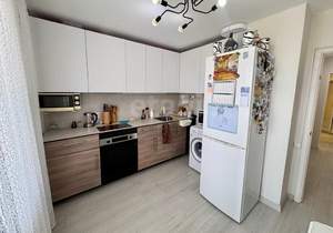 2-к квартира, вторичка, 63м2, 13/16 этаж