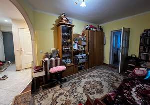 3-к квартира, вторичка, 79м2, 1/2 этаж