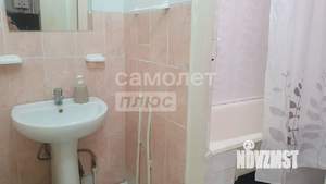 4-к квартира, вторичка, 74м2, 1/3 этаж