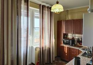 2-к квартира, вторичка, 90м2, 8/8 этаж