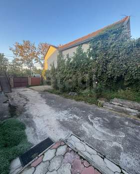 2-к квартира, вторичка, 53м2, 1/2 этаж