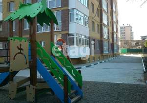 2-к квартира, вторичка, 62м2, 10/17 этаж