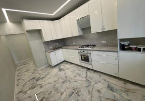 2-к квартира, вторичка, 65м2, 2/14 этаж