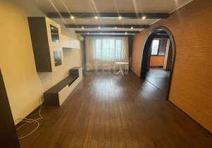 2-к квартира, вторичка, 74м2, 4/10 этаж