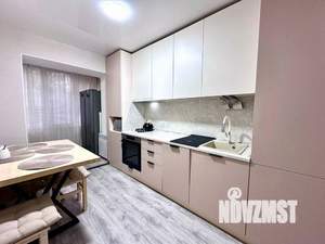 2-к квартира, вторичка, 54м2, 1/9 этаж