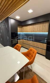 4-к квартира, вторичка, 76м2, 12/17 этаж