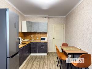 2-к квартира, вторичка, 63м2, 12/12 этаж