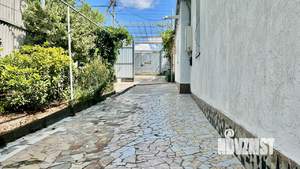 2-к квартира, вторичка, 48м2, 1/1 этаж