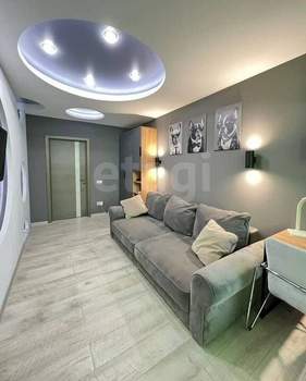 3-к квартира, вторичка, 143м2, 9/9 этаж