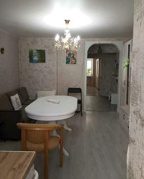 2-к квартира, вторичка, 65м2, 1/5 этаж