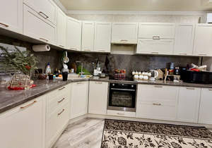 2-к квартира, вторичка, 60м2, 10/16 этаж