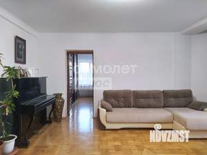 3-к квартира, вторичка, 104м2, 2/9 этаж