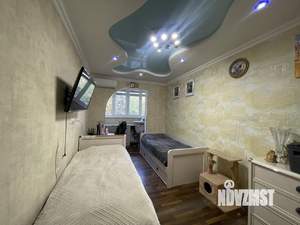 2-к квартира, вторичка, 54м2, 1/9 этаж