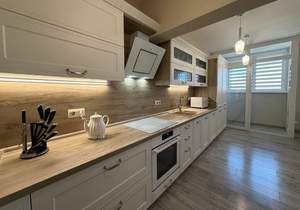 2-к квартира, вторичка, 70м2, 11/19 этаж