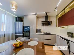 4-к квартира, вторичка, 142м2, 7/9 этаж