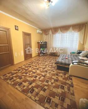 3-к квартира, вторичка, 68м2, 1/5 этаж