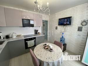 2-к квартира, вторичка, 61м2, 1/16 этаж