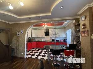 2-к квартира, вторичка, 54м2, 1/9 этаж