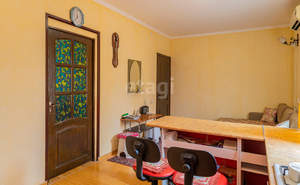 3-к квартира, вторичка, 106м2, 2/2 этаж