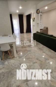 2-к квартира, вторичка, 127м2, 2/4 этаж