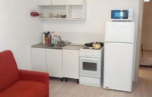 2-к квартира, вторичка, 74м2, 1/16 этаж